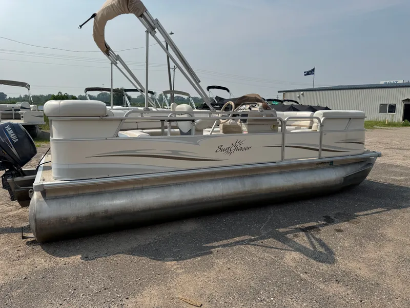 Slide: The Image of Smoker Craft SunChaser 820 Pontoon 2006 - 45