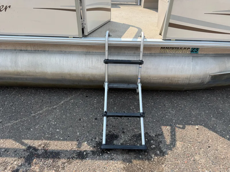 Slide: The Image of Smoker Craft SunChaser 820 Pontoon 2006 - 52