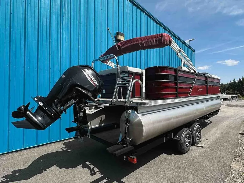 Slide: The Image of Crest Classic LX 220 2022 - 3