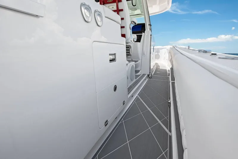 Slide: The Image of HCB 48 Campeon 2025 - 21