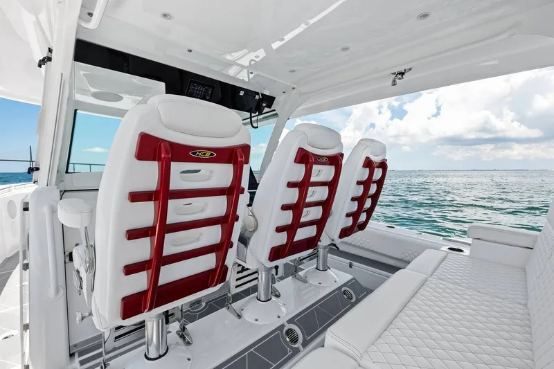 Slide: The Image of HCB 48 Campeon 2025 - 22