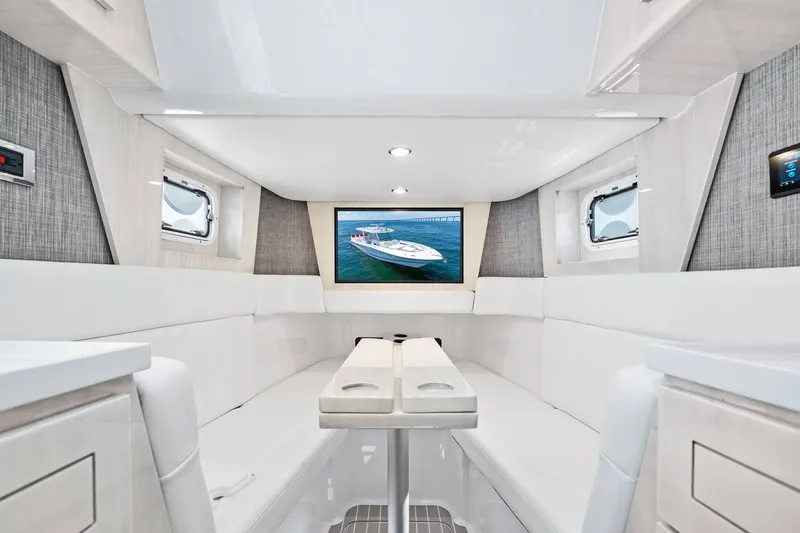 Slide: The Image of HCB 48 Campeon 2025 - 30