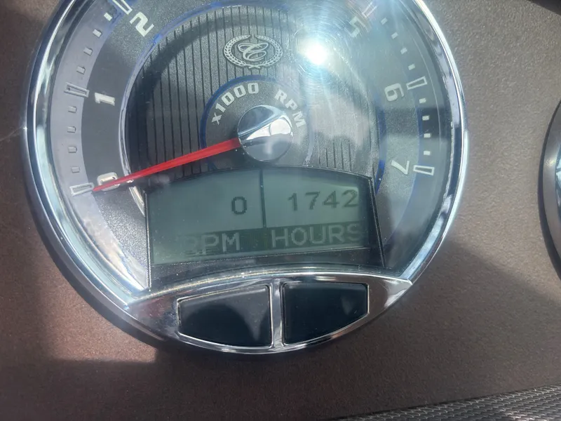 Slide: The Image of Cobalt 220S 2017 - 16