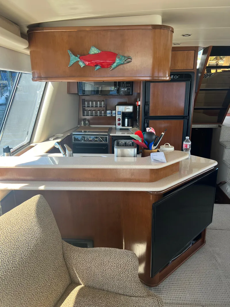 Slide: The Image of Interior of 2005 Meridian 490 Pilothouse yacht. - 5