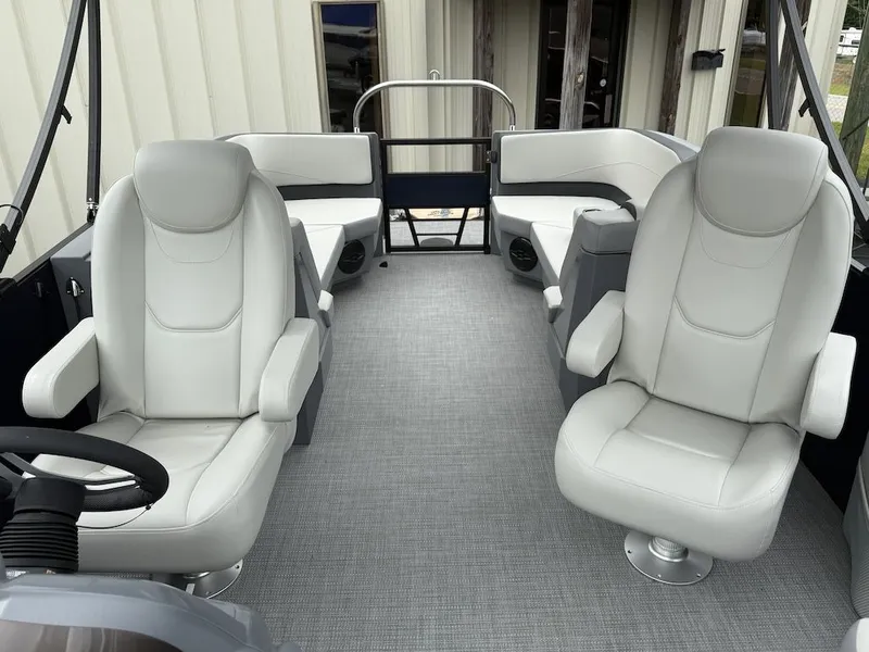 Slide: The Image of Starcraft GX 22 R DH Sport 2026 - 8