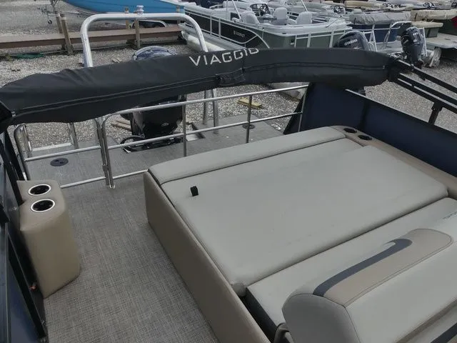 Slide: The Image of Viaggio 22 LAGO 2023 - 13