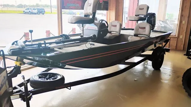 Slide: The Image of Tracker Bass Tracker Classic Limited 2026 - 45