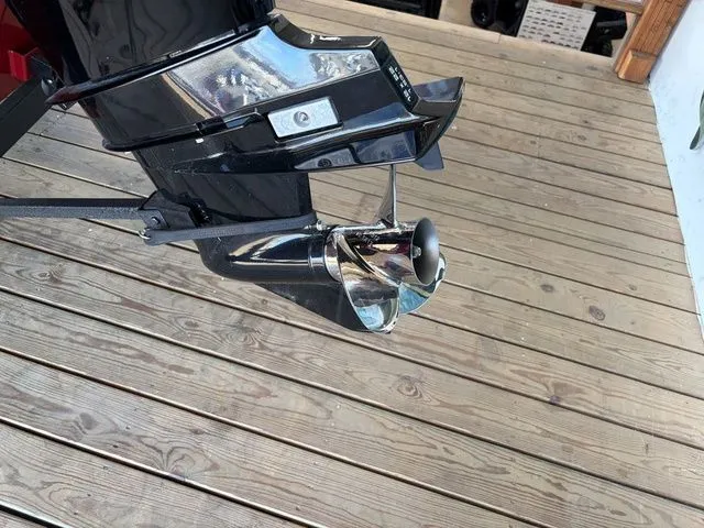 Slide: The Image of Tracker Bass Tracker Classic XL 2026 - 18