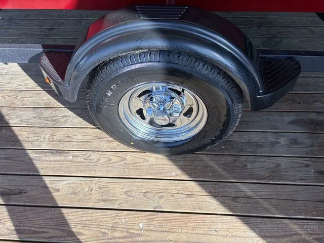 Slide: The Image of Tracker Bass Tracker Classic XL 2026 - 25