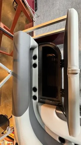 Slide: The Image of Sun Tracker Bass Buggy 16 XL 2026 - 5