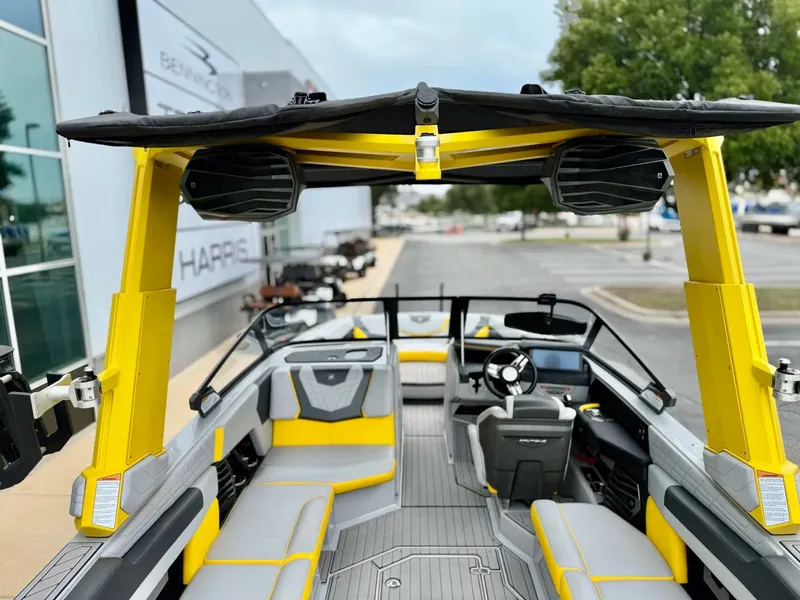 Slide: The Image of Nautique G25 2022 - 27