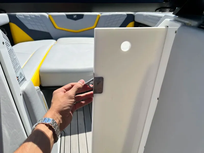 Slide: The Image of Nautique G25 2022 - 38