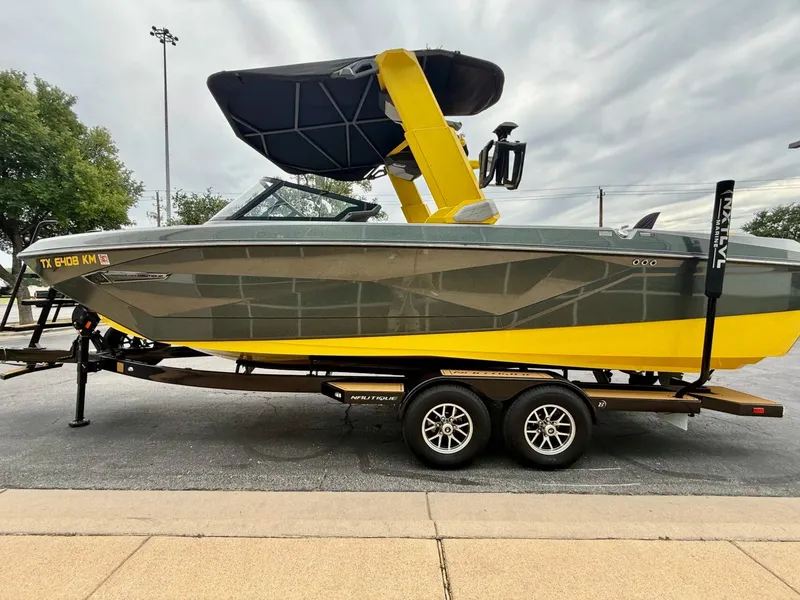 Slide: The Image of Nautique G25 2022 - 4