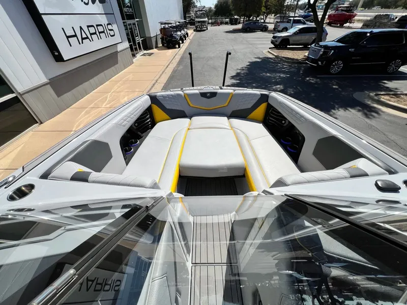 Slide: The Image of Nautique G25 2022 - 40