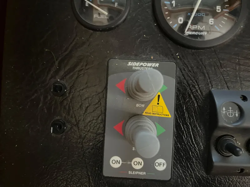 Slide: The Image of Hydraulic Bow and stern thrusters - 10