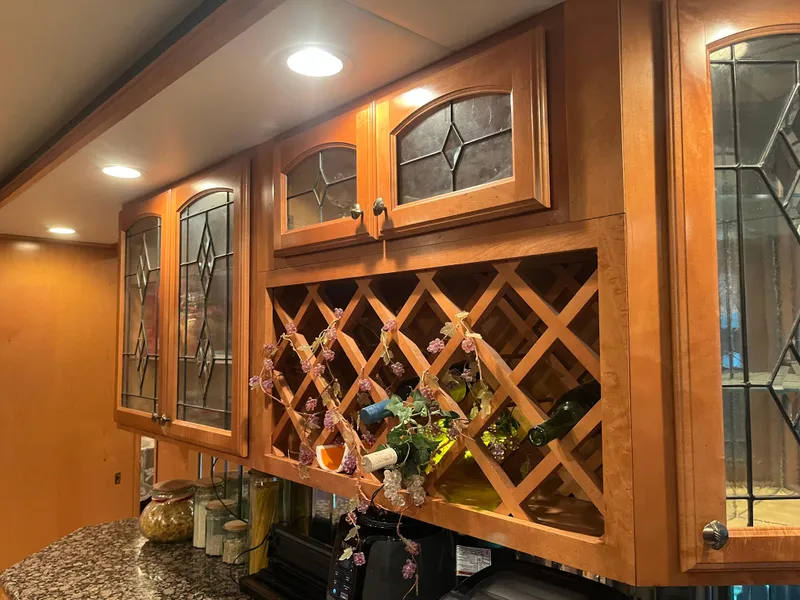 Slide: The Image of Bar Prep Area - 25