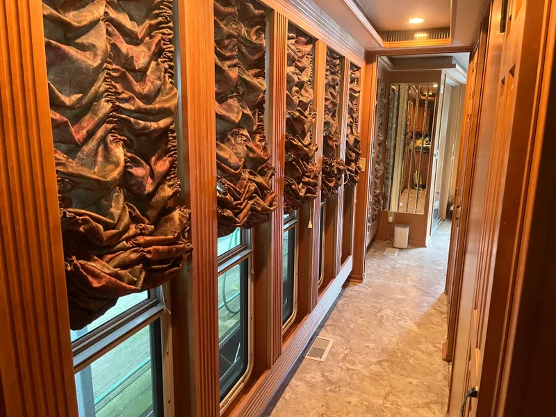 Slide: The Image of Luxurious hallway in 2003 Majestic 90 X 18 with elegant draped windows. - 29