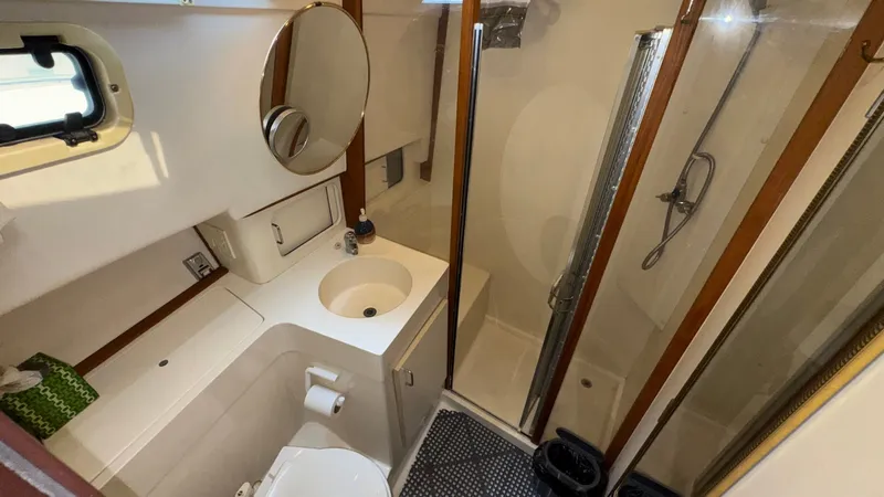 Slide: The Image of 1999 Mainship 350 Wet Head - 24