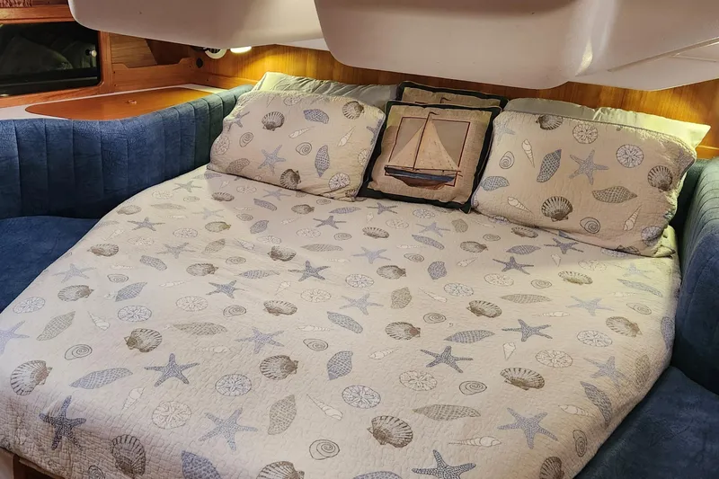 Slide: The Image of Catalina 400 1998 - 107