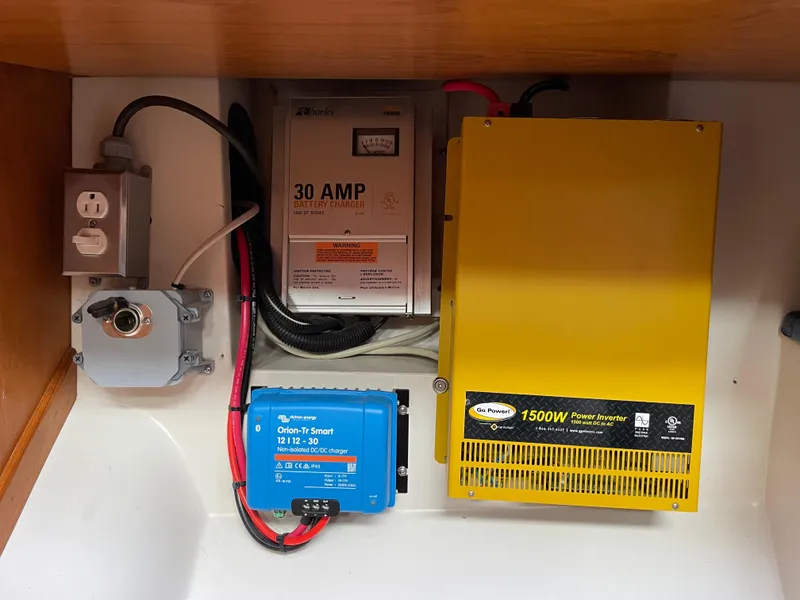 Slide: The Image of Catalina 400 1998 - 123