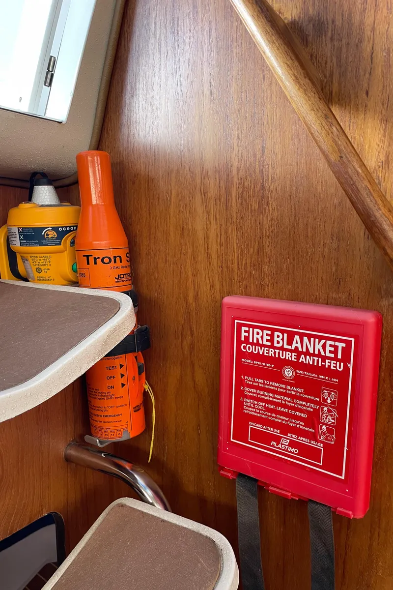 Slide: The Image of Catalina 400 1998 - 133