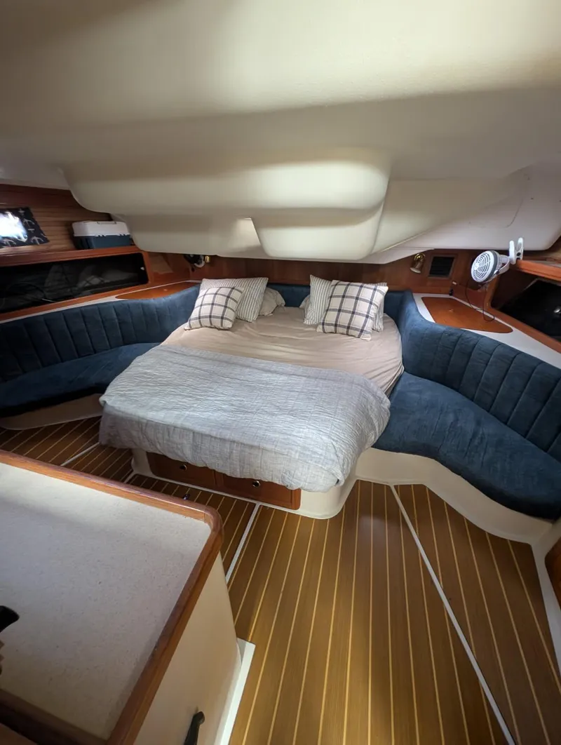 Slide: The Image of Catalina 400 1998 - 141