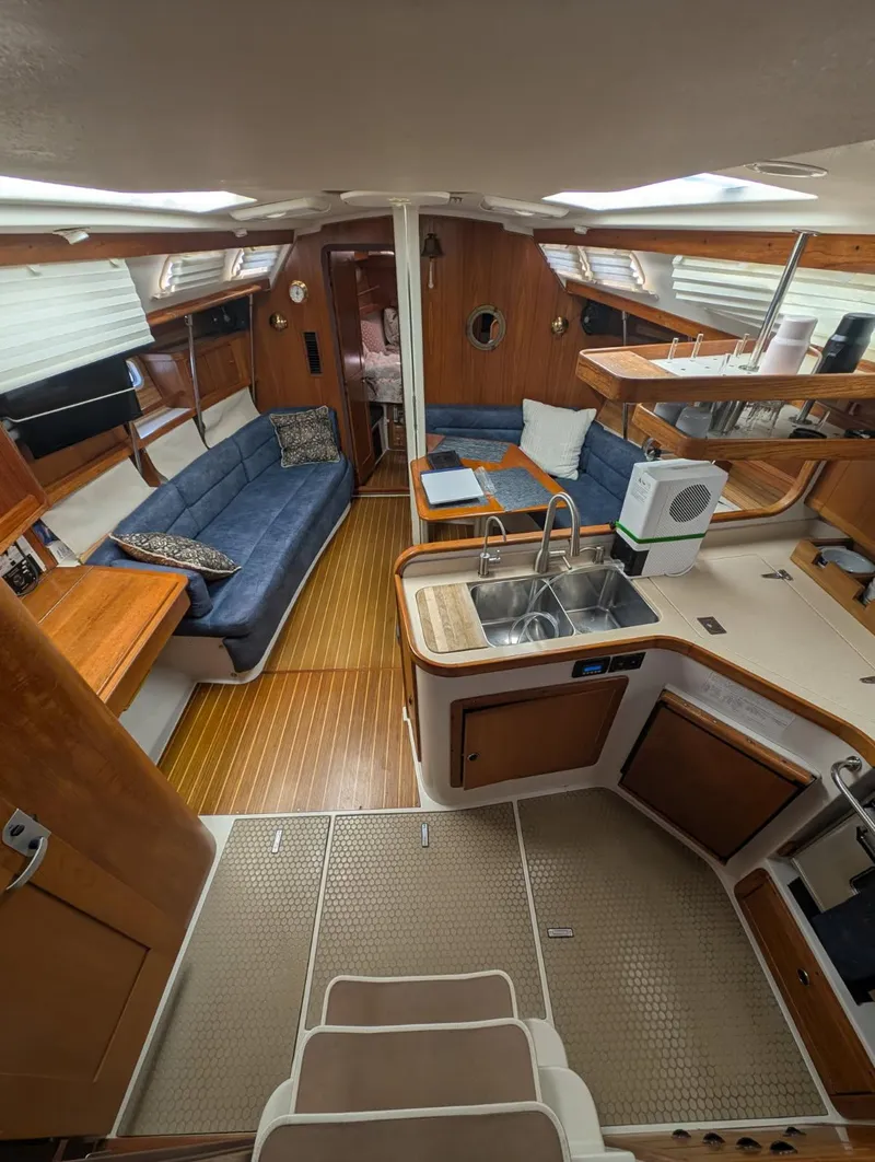 Slide: The Image of Catalina 400 1998 - 142