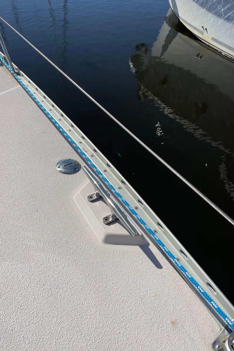 Slide: The Image of Catalina 400 1998 - 56