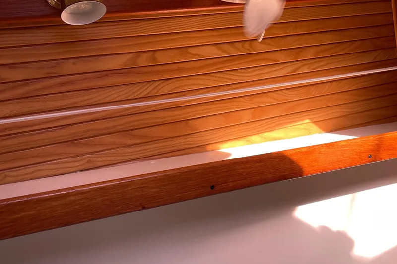 Slide: The Image of Catalina 400 1998 - 64