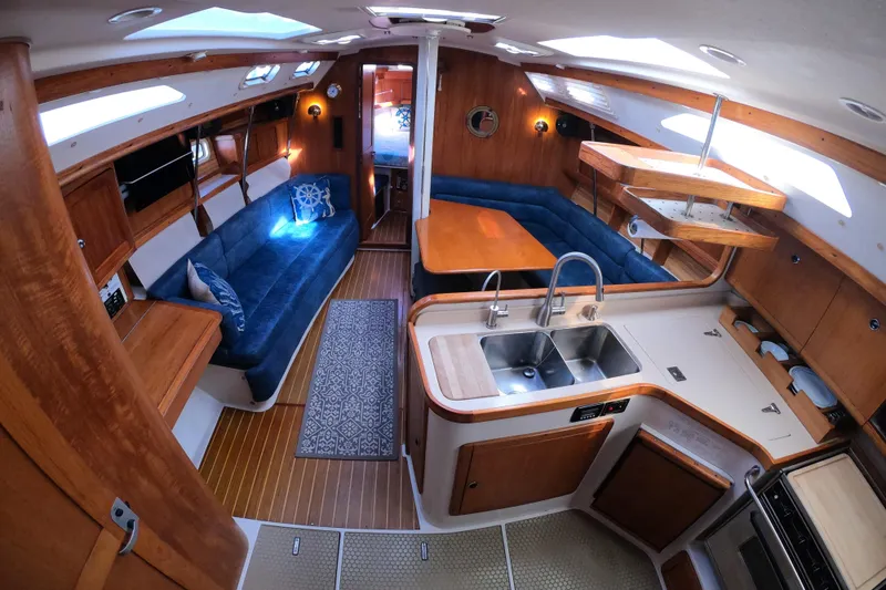 Slide: The Image of Catalina 400 1998 - 67