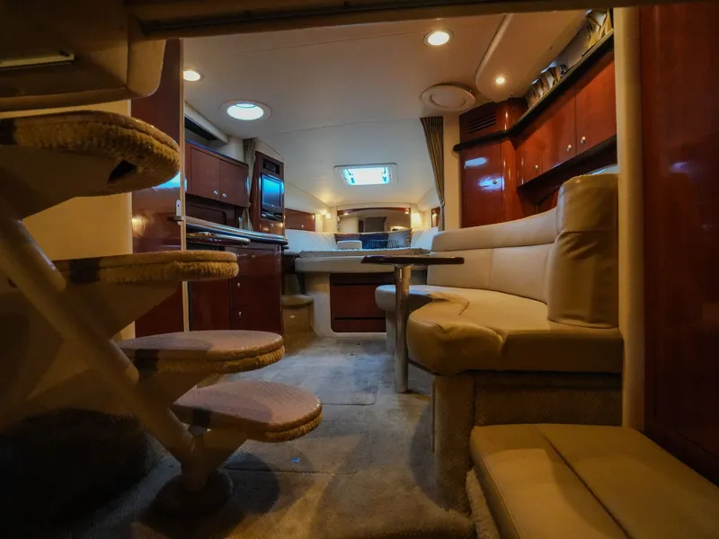 Slide: The Image of Sea Ray Sundancer 320 2007 - 7