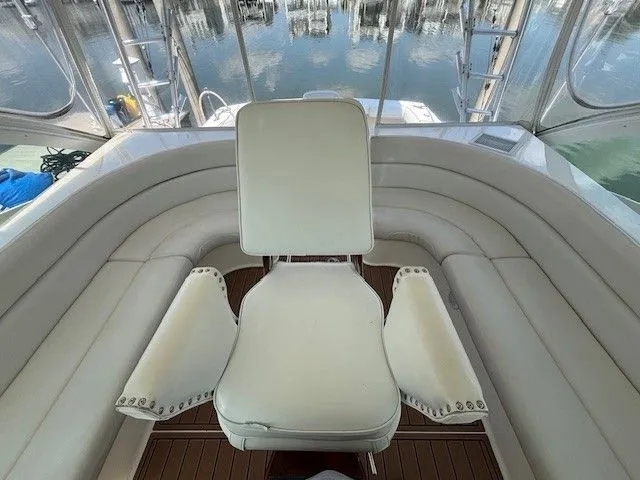 Slide: The Image of Albemarle 410 Express Fisherman 2004 - 15