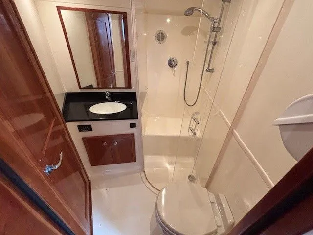 Slide: The Image of Albemarle 410 Express Fisherman 2004 - 28