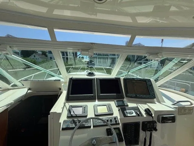 Slide: The Image of Albemarle 410 Express Fisherman 2004 - 32