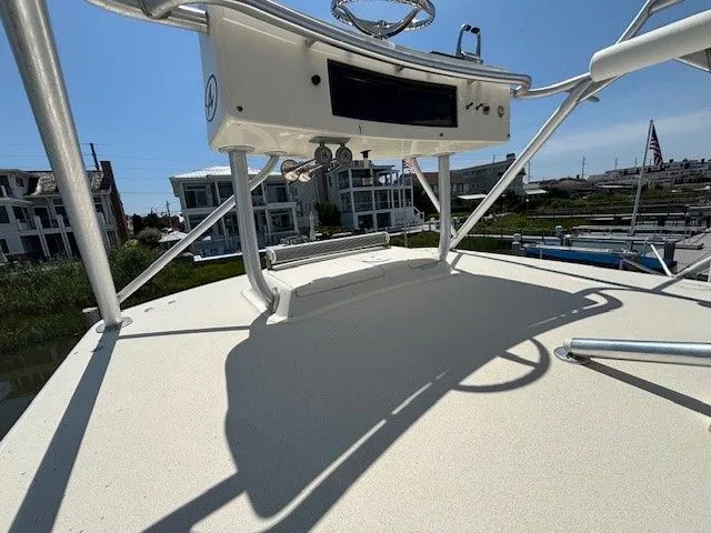 Slide: The Image of Albemarle 410 Express Fisherman 2004 - 7