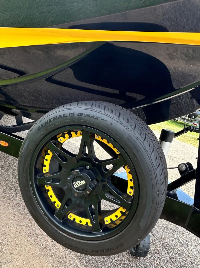 Slide: The Image of Supra SC350 2014 - 10