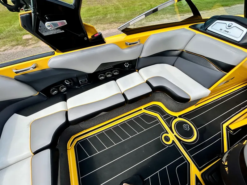 Slide: The Image of Supra SC350 2014 - 34