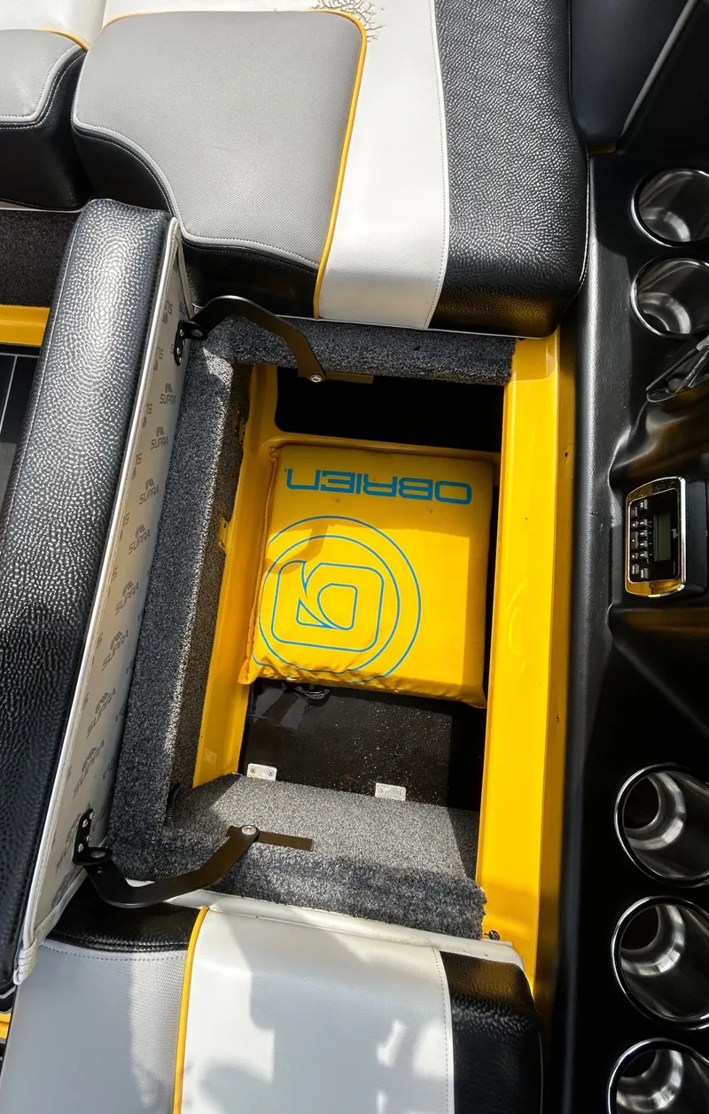 Slide: The Image of Supra SC350 2014 - 53