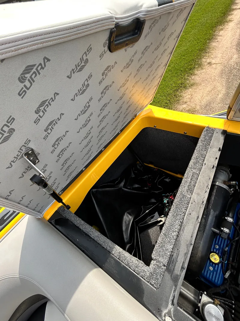 Slide: The Image of Supra SC350 2014 - 61