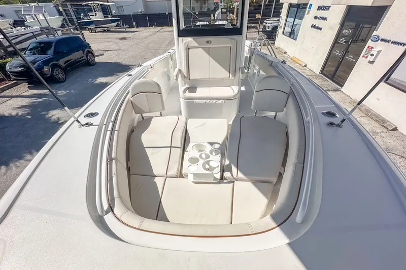 Slide: The Image of Sea Hunt Ultra 305 SE 2022 - 21