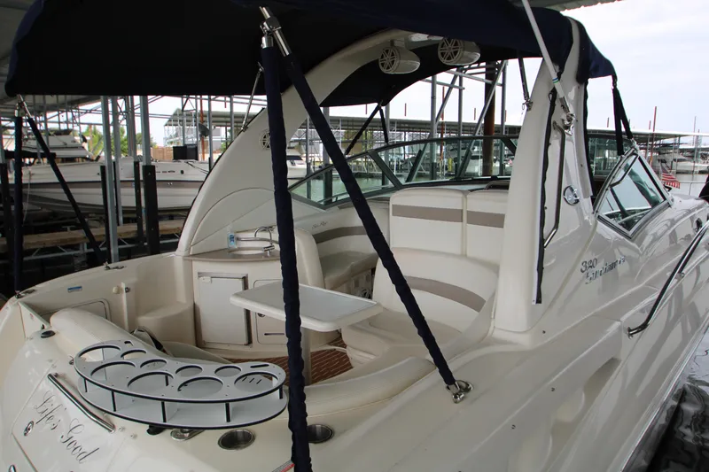 Slide: The Image of Sea Ray Sundancer 320 2003 - 62