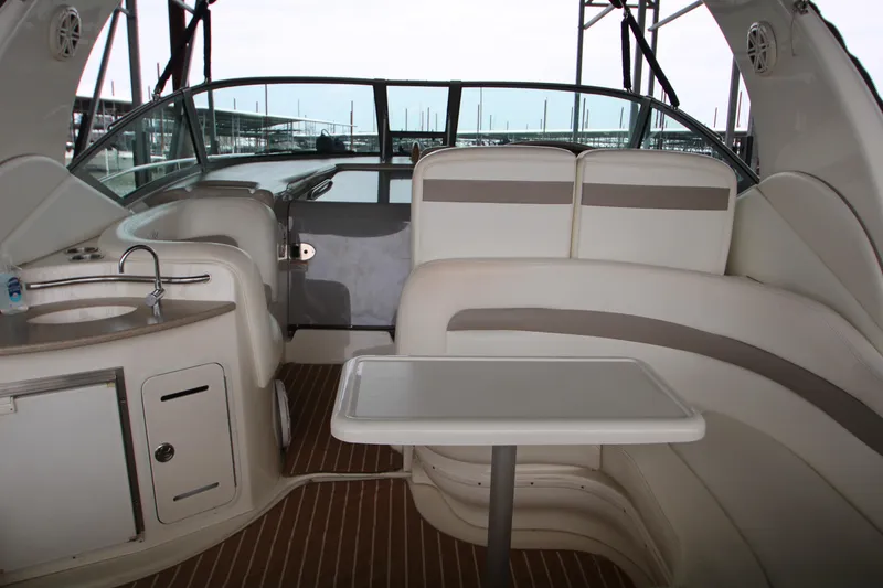 Slide: The Image of Sea Ray Sundancer 320 2003 - 68