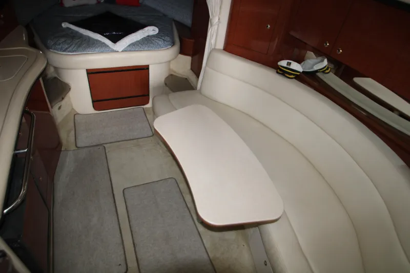 Slide: The Image of Sea Ray Sundancer 320 2003 - 79