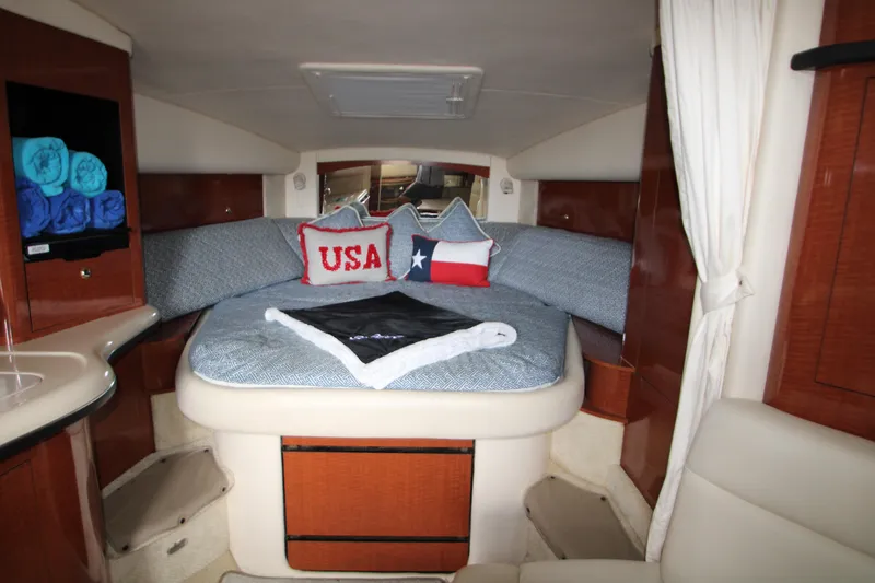 Slide: The Image of Sea Ray Sundancer 320 2003 - 81