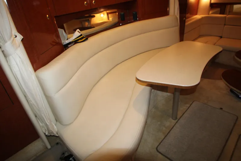 Slide: The Image of Sea Ray Sundancer 320 2003 - 91