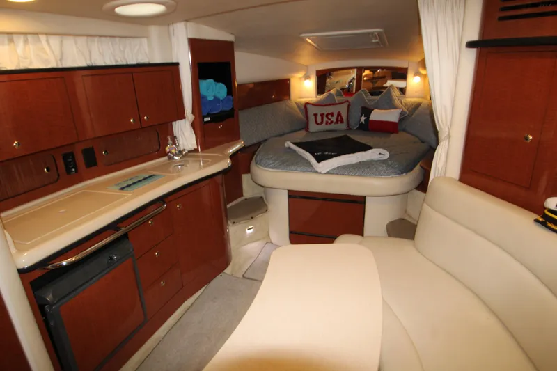 Slide: The Image of Sea Ray Sundancer 320 2003 - 94