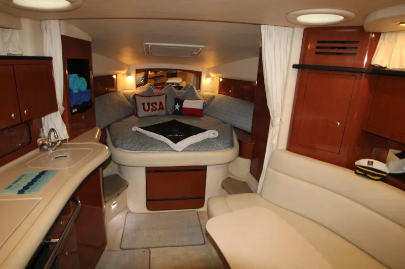 Slide: The Image of Sea Ray Sundancer 320 2003 - 95