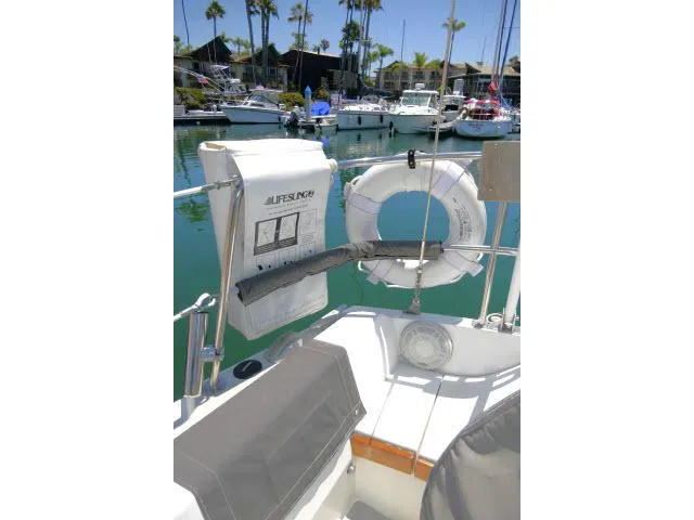 Slide: The Image of Catalina 34 1988 - 50
