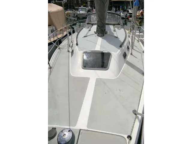 Slide: The Image of Catalina 34 1988 - 66