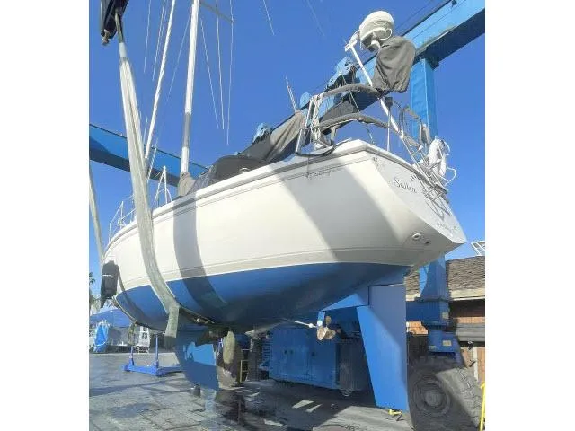 Slide: The Image of Catalina 34 1988 - 73